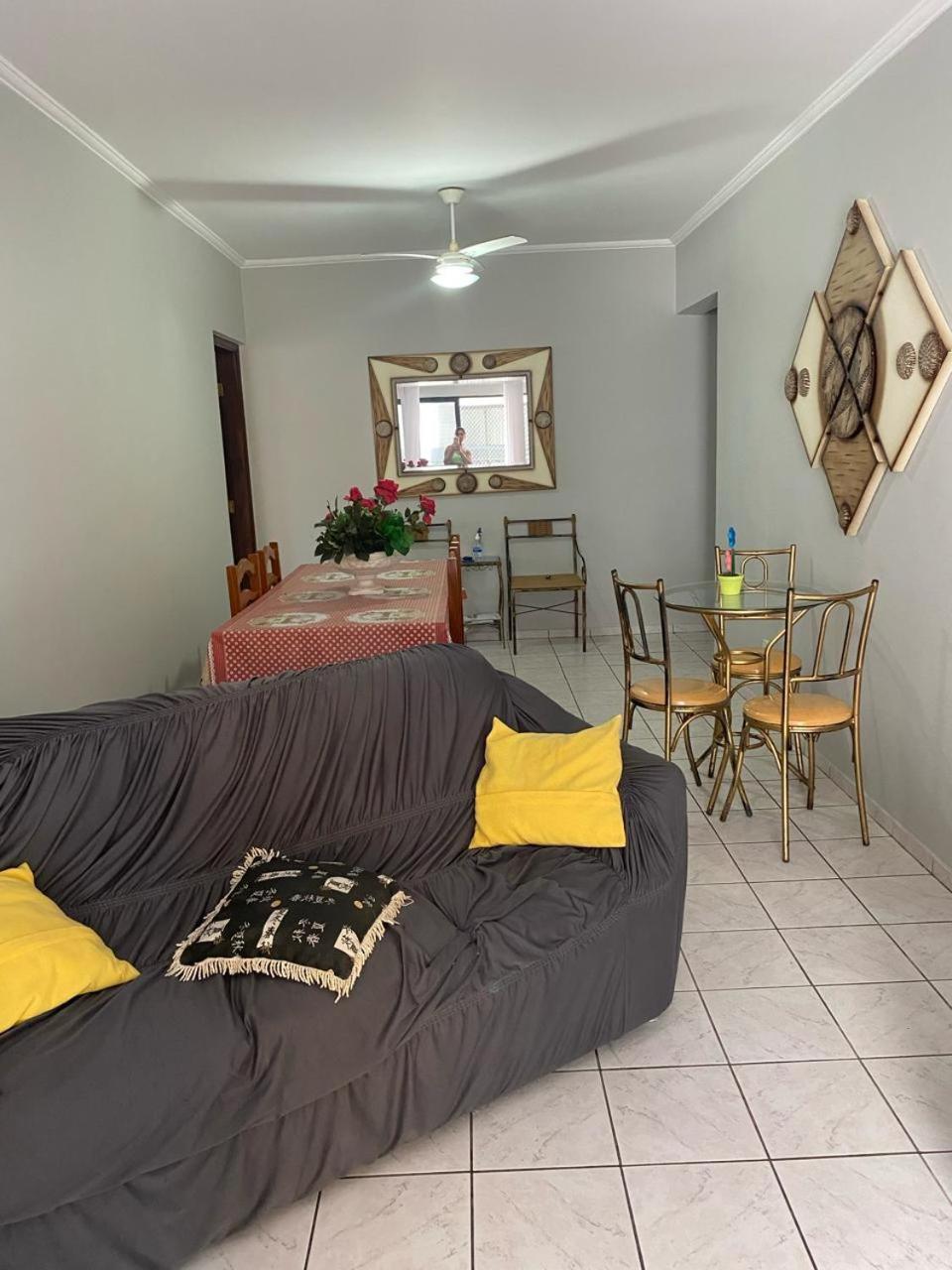 Apartamento beira mar Centro da cidade WiFi grátis