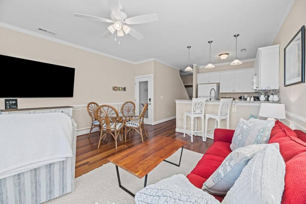 Marina Vista Retreat