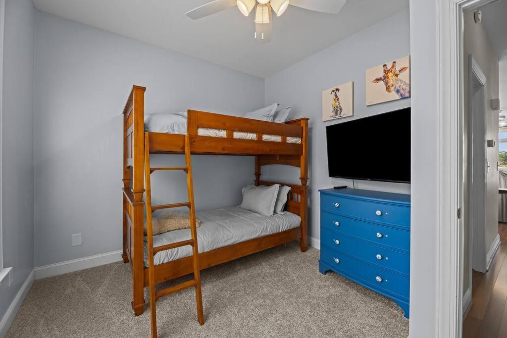Marina Vista Retreat