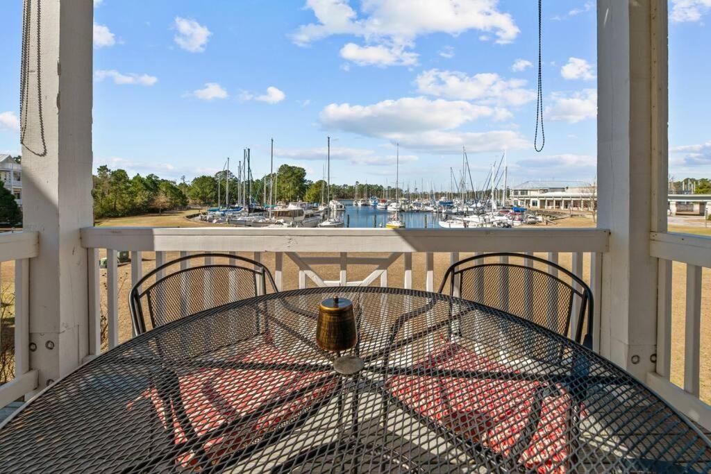 Marina Vista Retreat