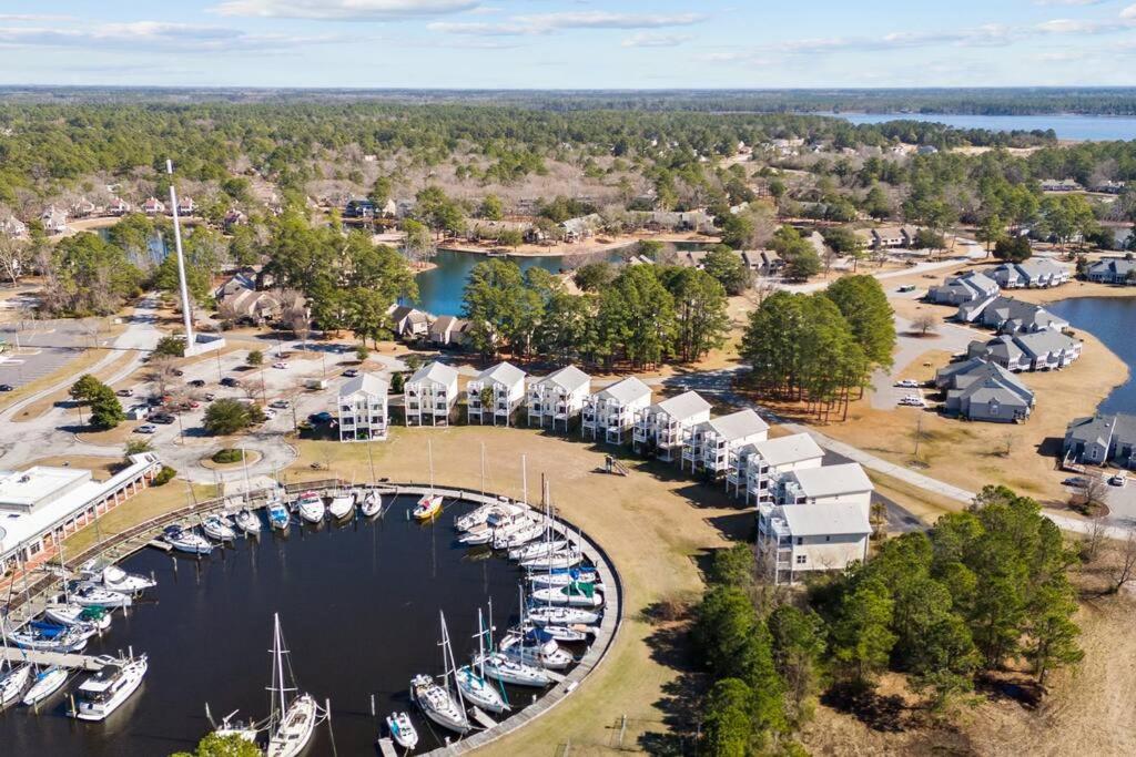 Marina Vista Retreat