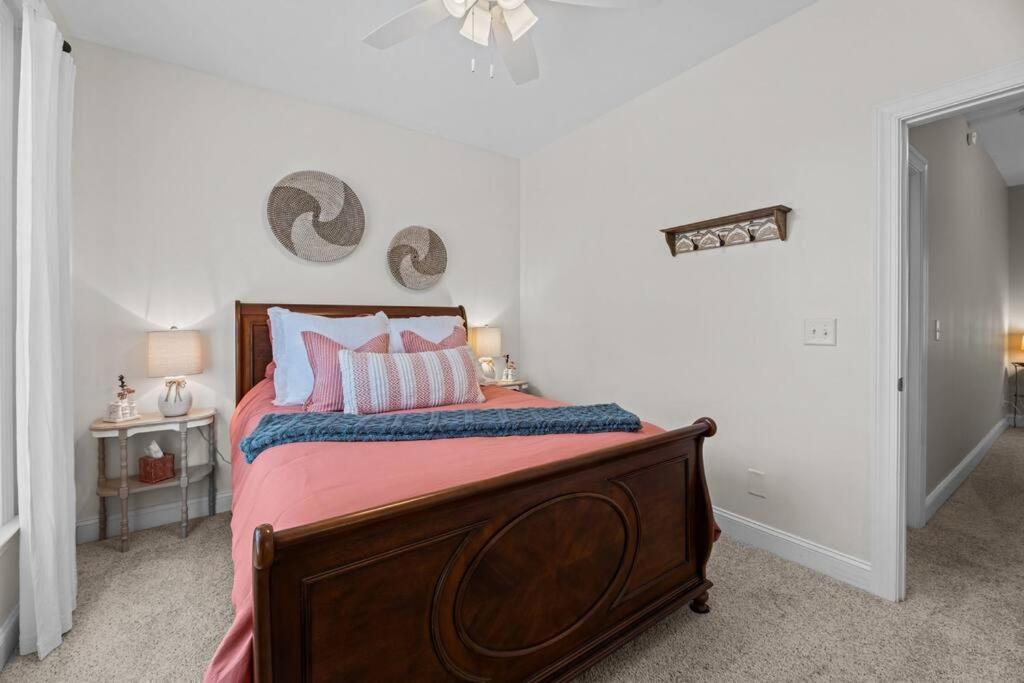 Marina Vista Retreat