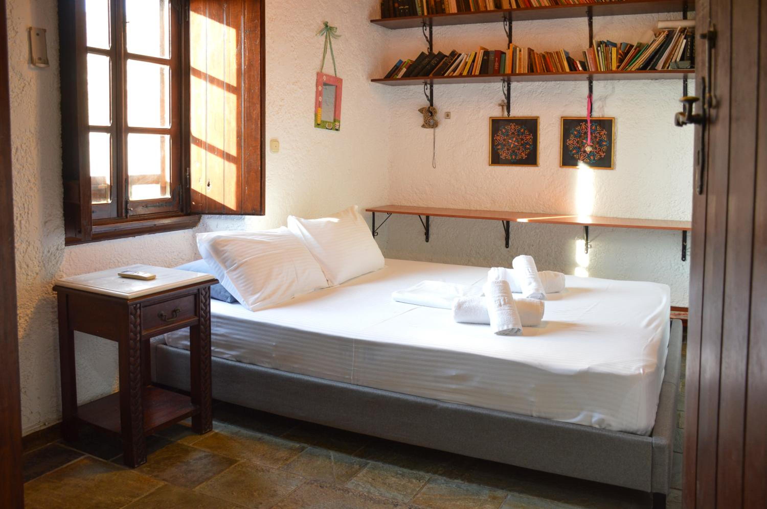 Filakopi Private Pool Retreat for 6