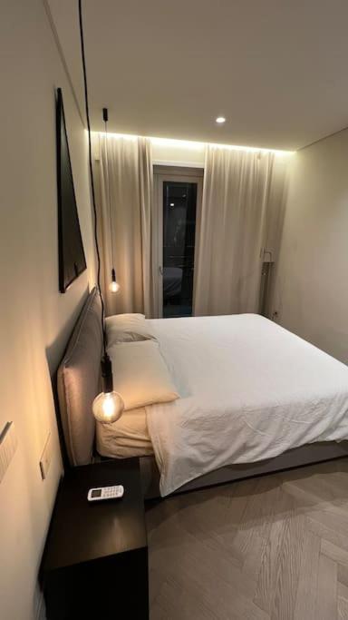 [Duca dei Navigli - luxury apartment in Milan]