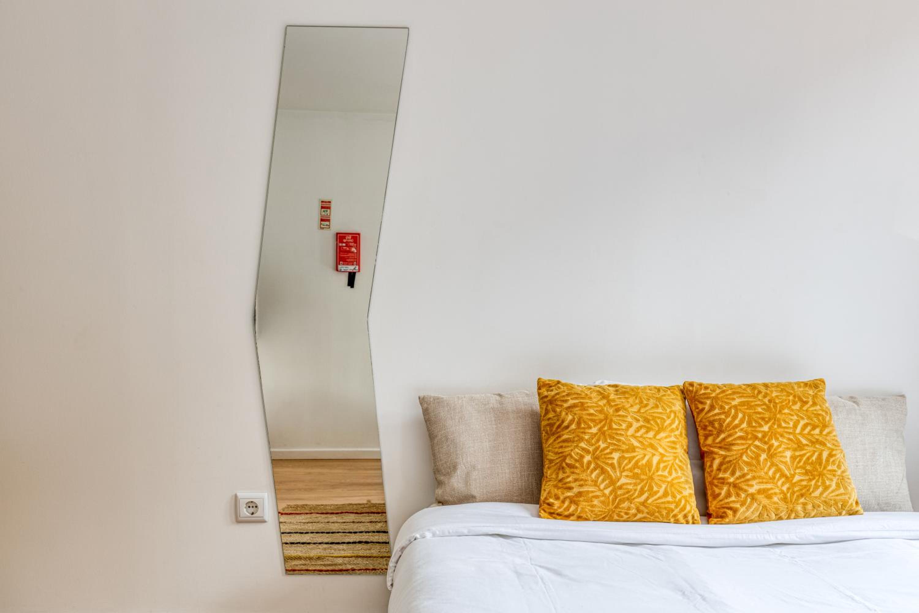 OPORTO GUEST Heroísmo Flat view 5