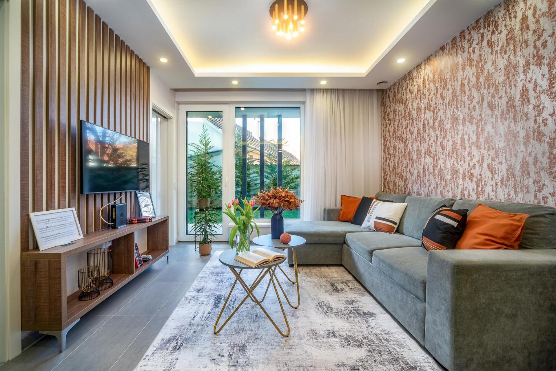 LaVida Deluxe villa Hajdúszoboszló view 2