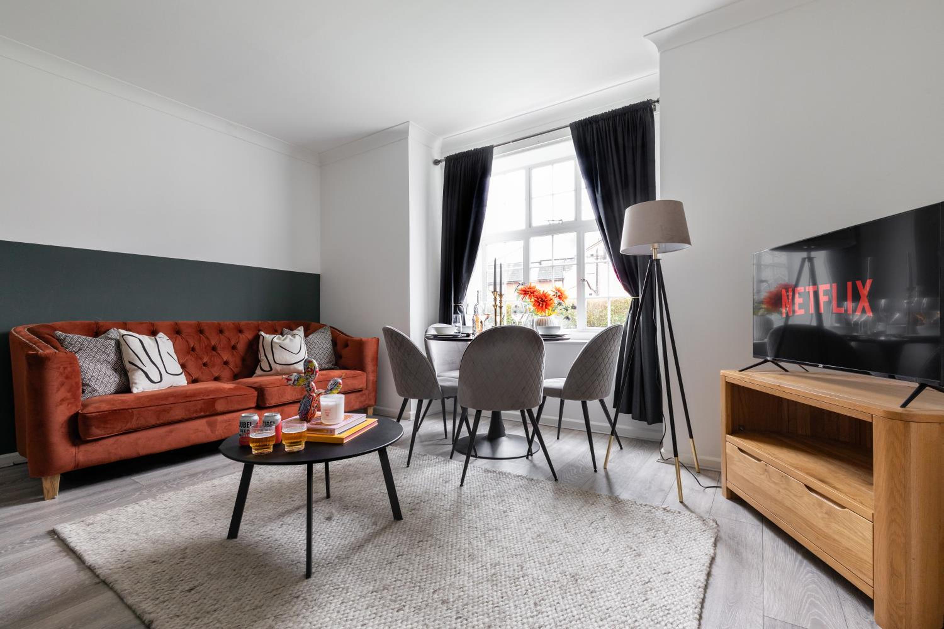 Stylish & Spacious 3bed in Putney