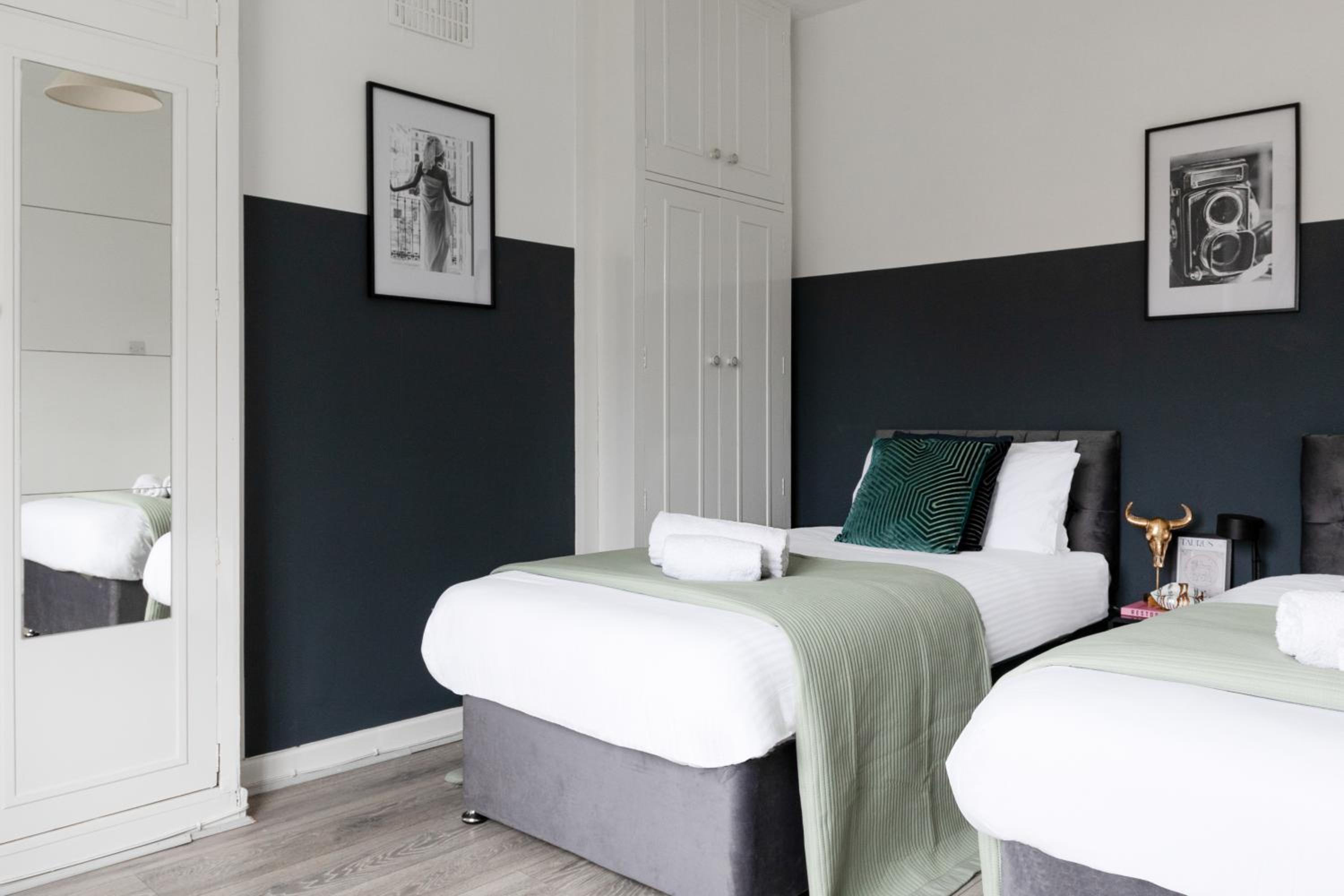 Stylish & Spacious 3bed in Putney