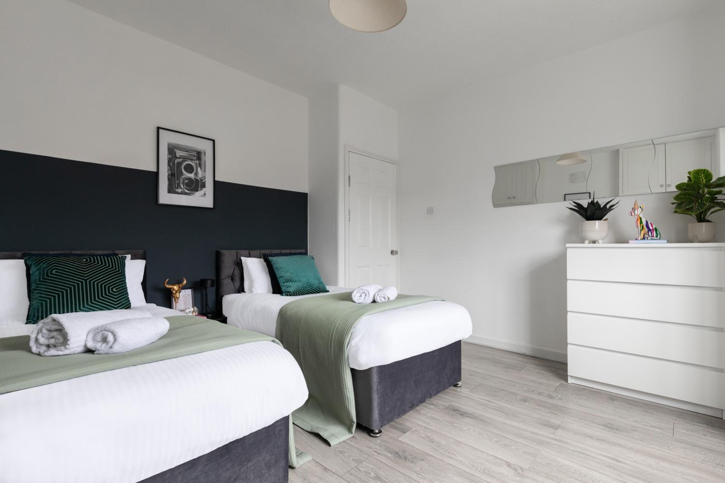 Stylish & Spacious 3bed in Putney