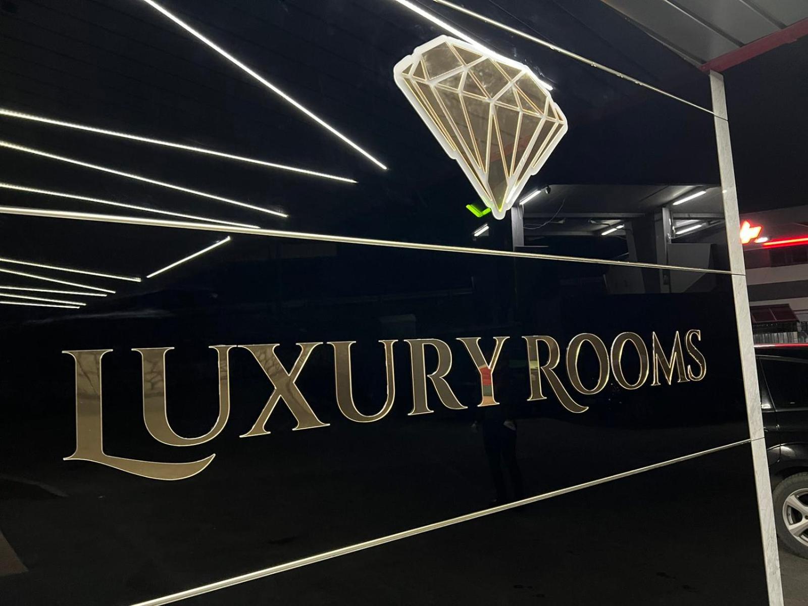 Luxury Room 's