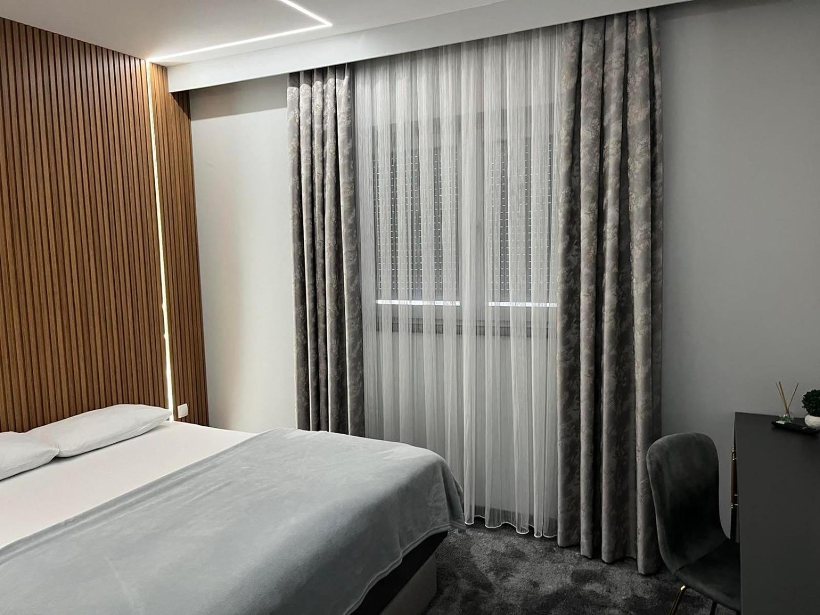 Luxury Room 's