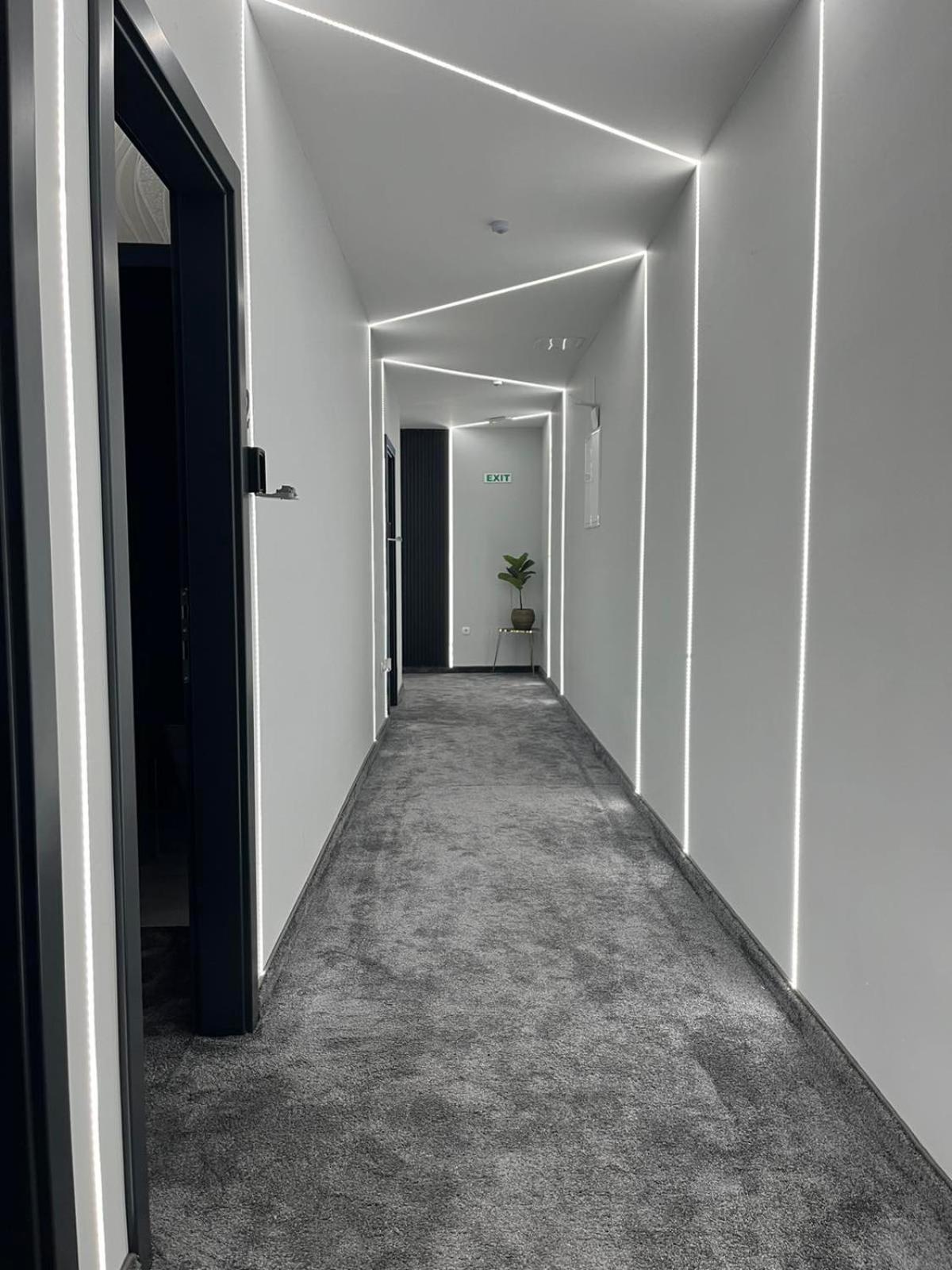 Luxury Room 's
