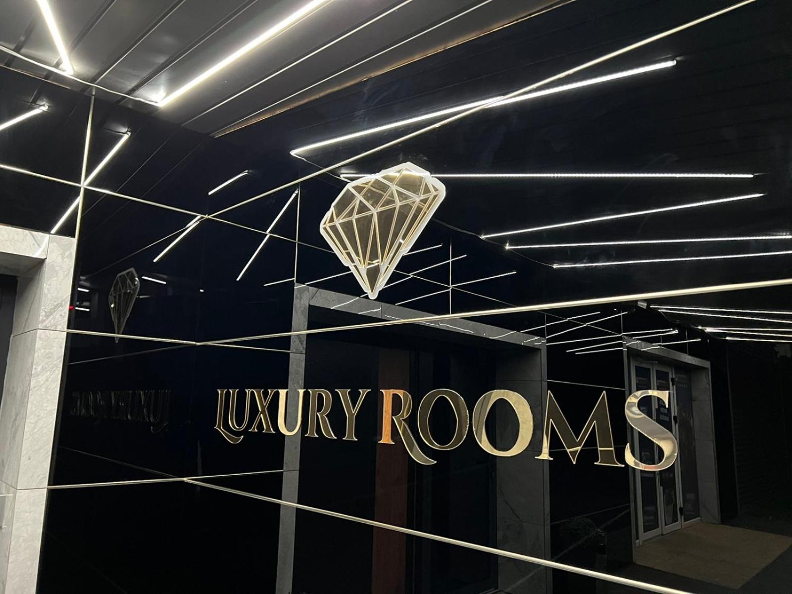Luxury Room 's