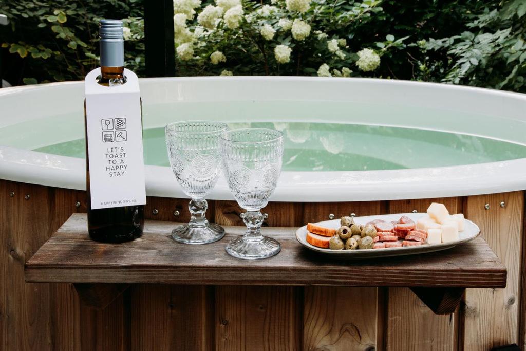 Forest Bungalow 1 - Hottub - Nature - Relax