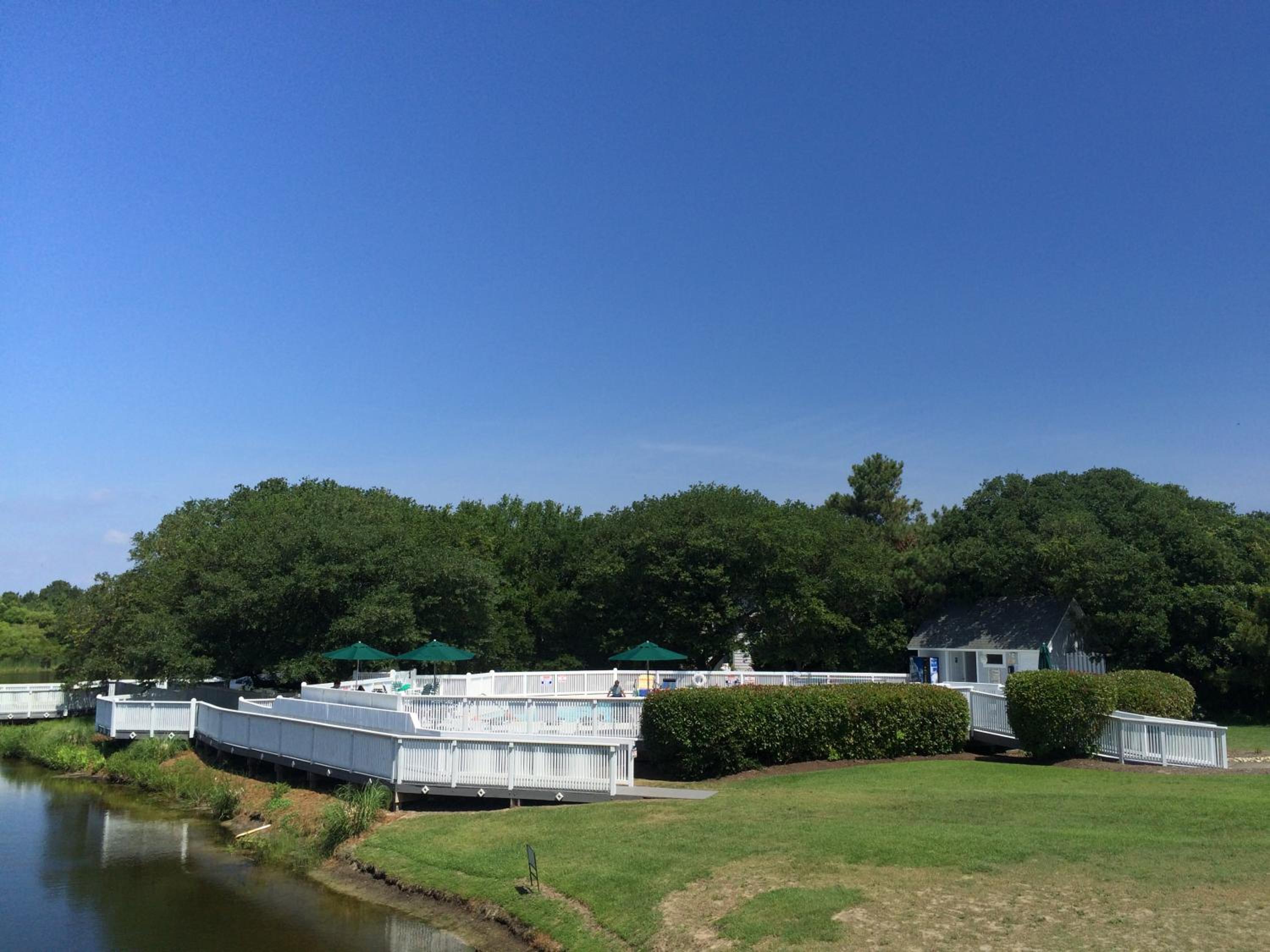 Puppy Love - Corolla, Villages at Ocean Hill, Pool, Hot Tub, Nearby Amenities, Lighthouse, Pets OK