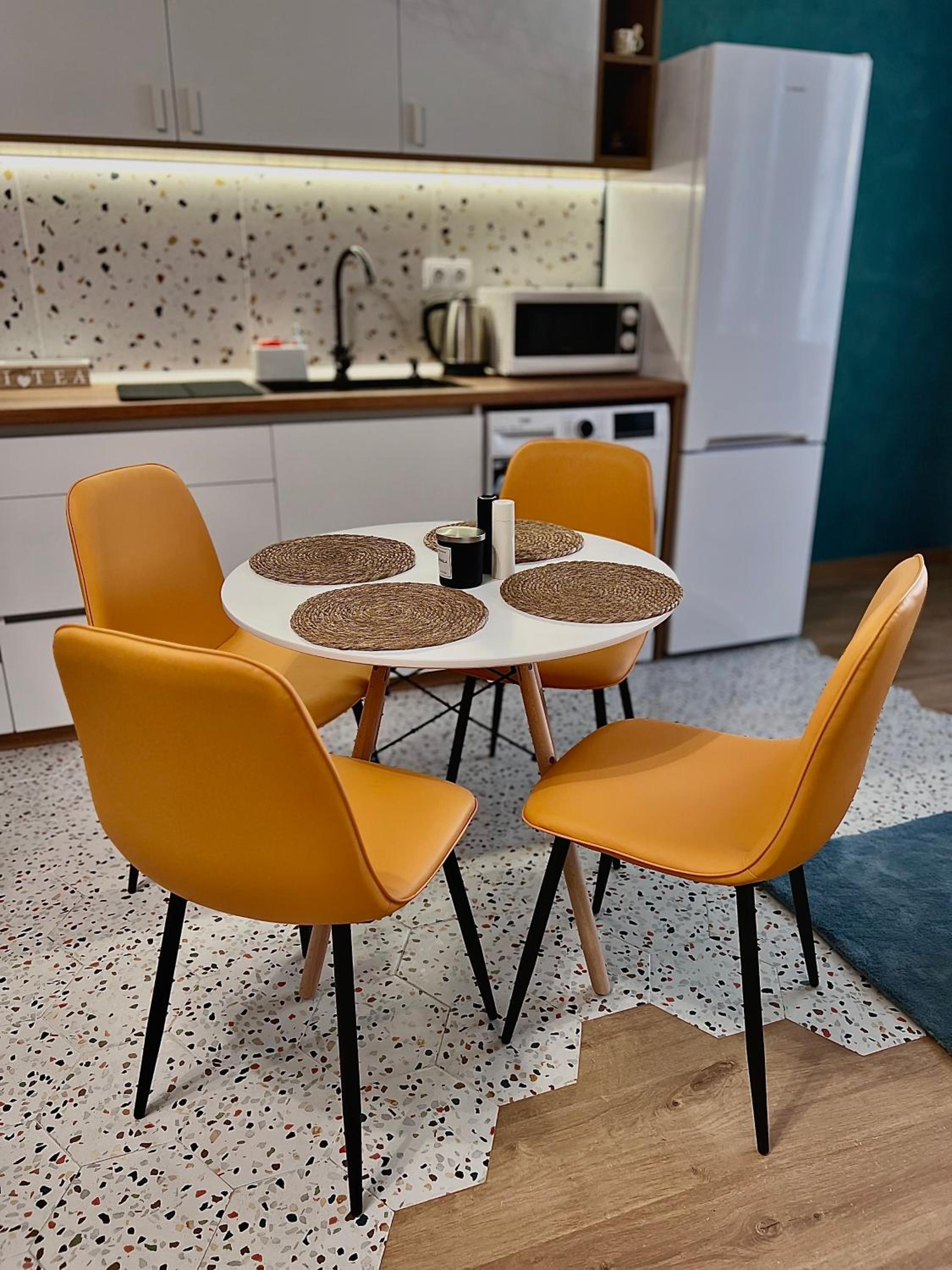 Stracciatella Homes Apartment