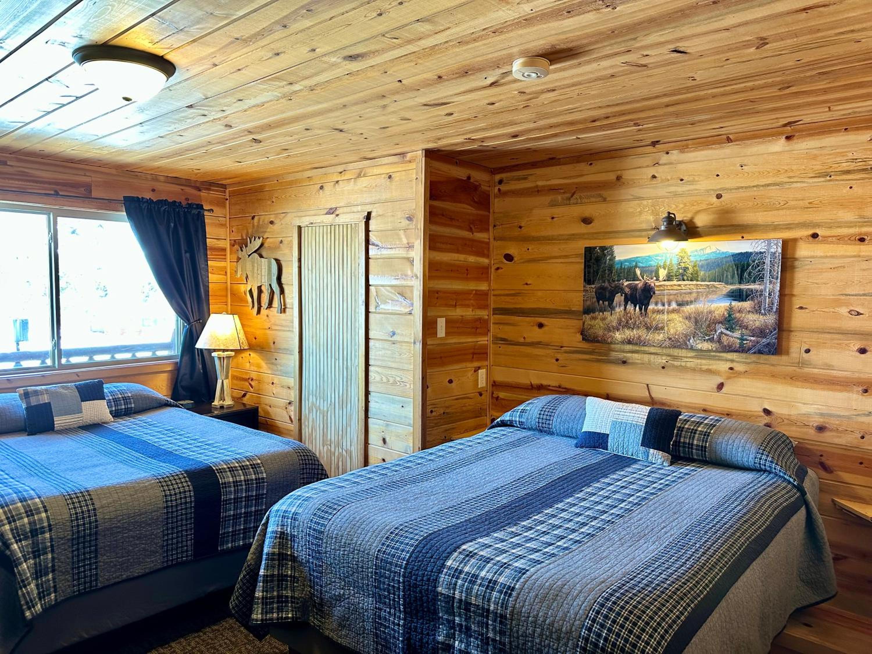 Mountain View Lodge & Cabins