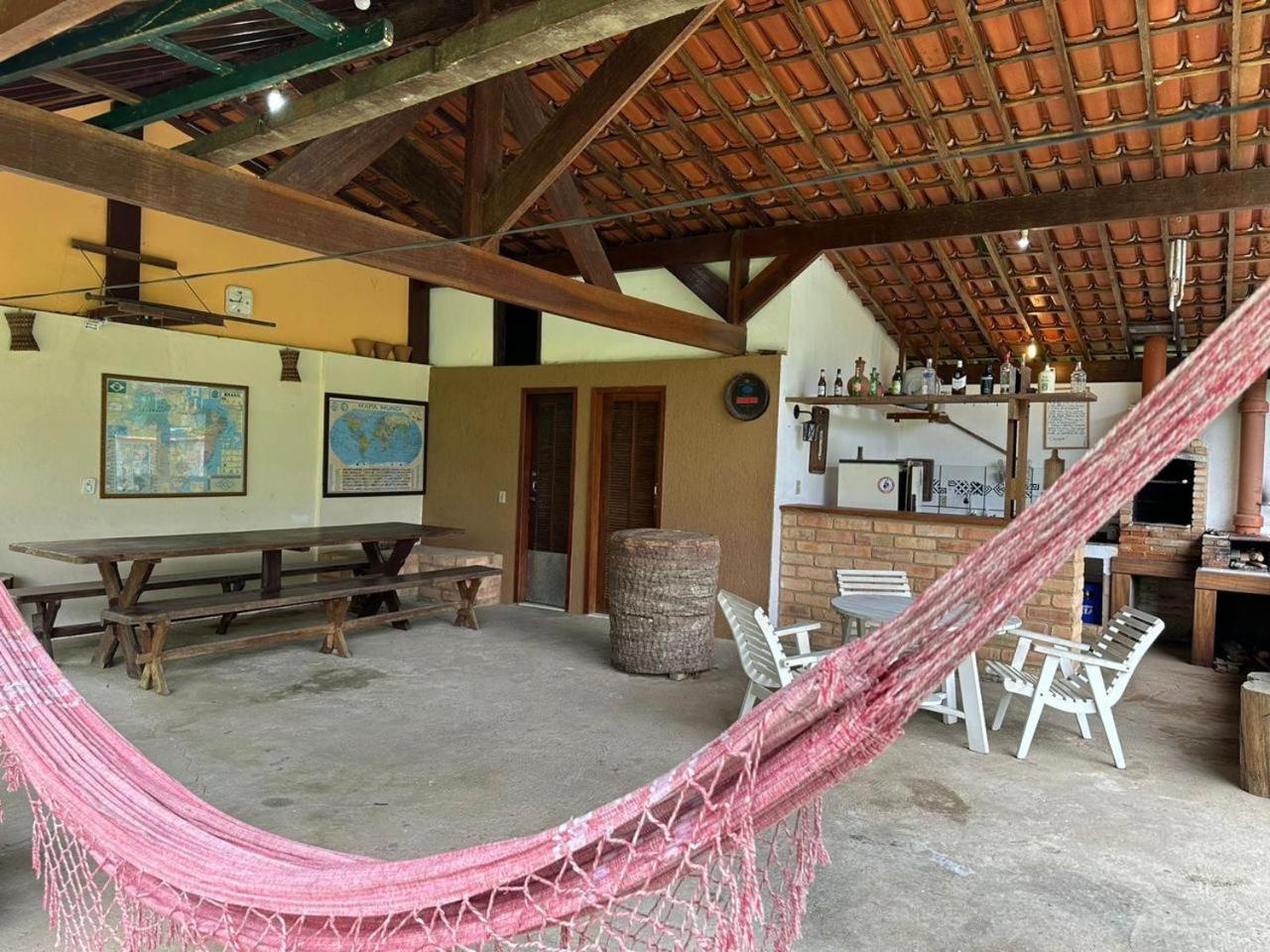 Casa Chalé Caminho do Vale