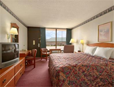 Clarksville Vacations - Sunset Inn Clarksville - Property Image 10
