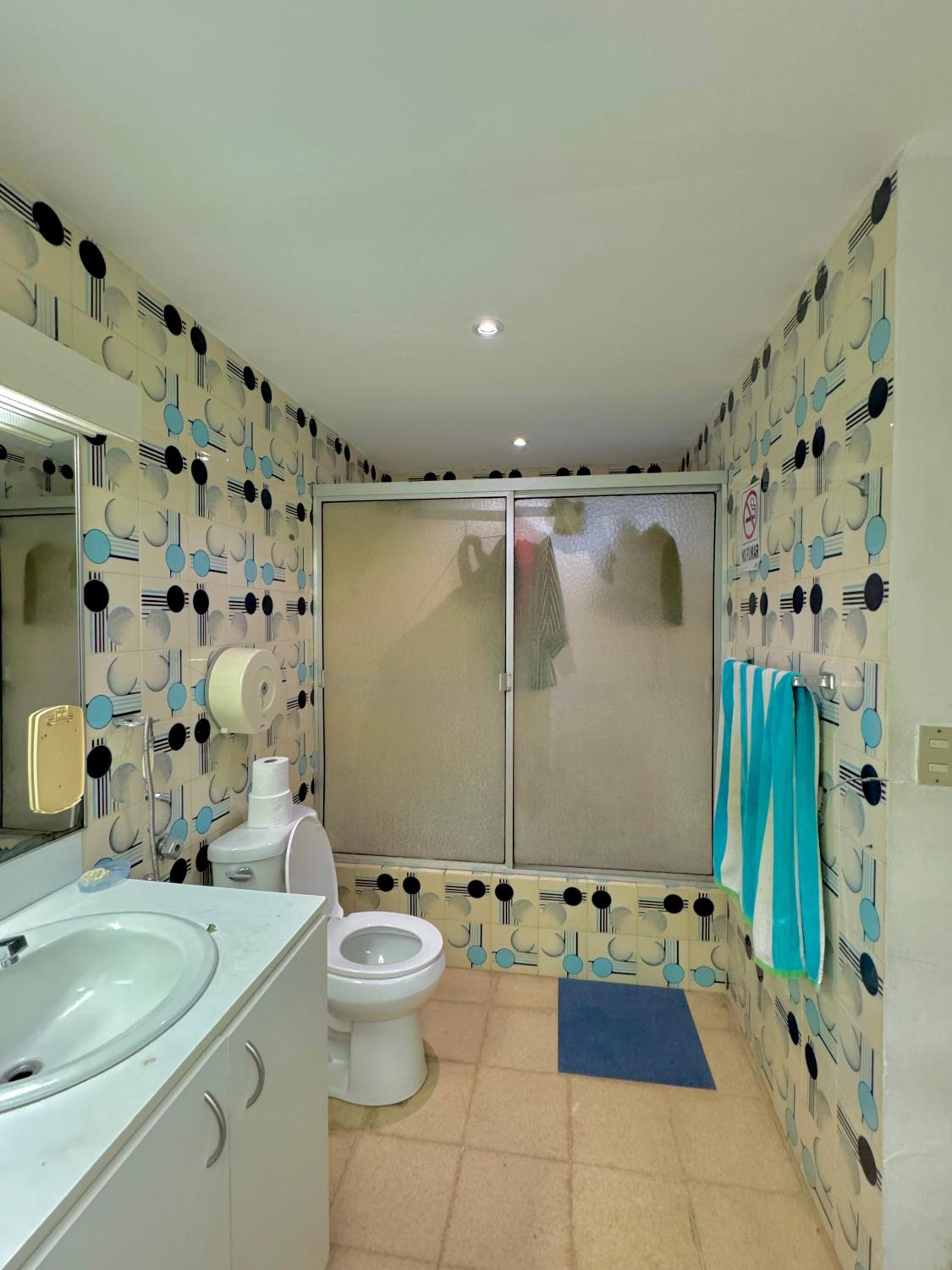 Popeye Crew Hostal view 5