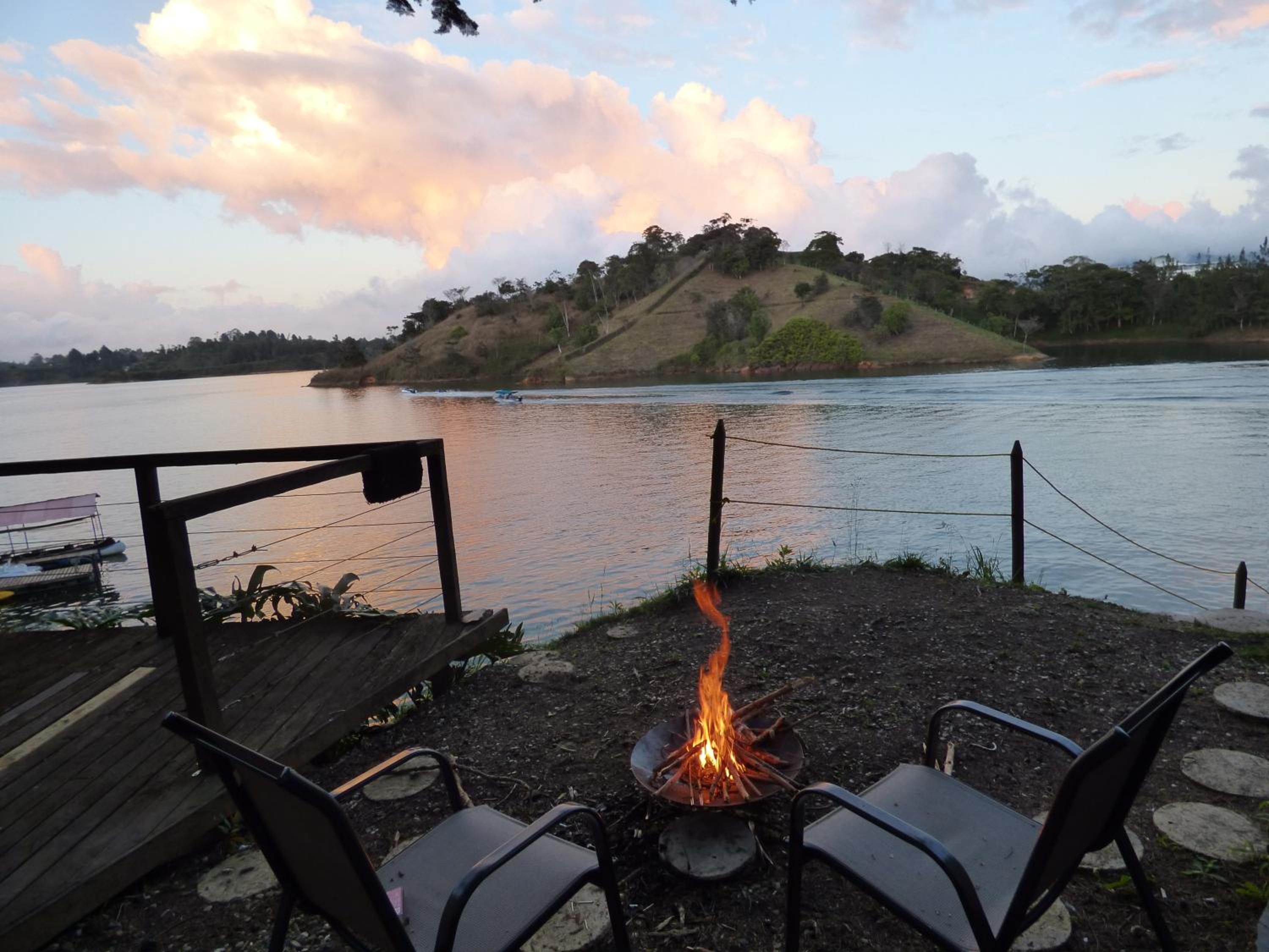 Cottage on the Lake - Cabaña privada - Guatapé - Jacuzzi
