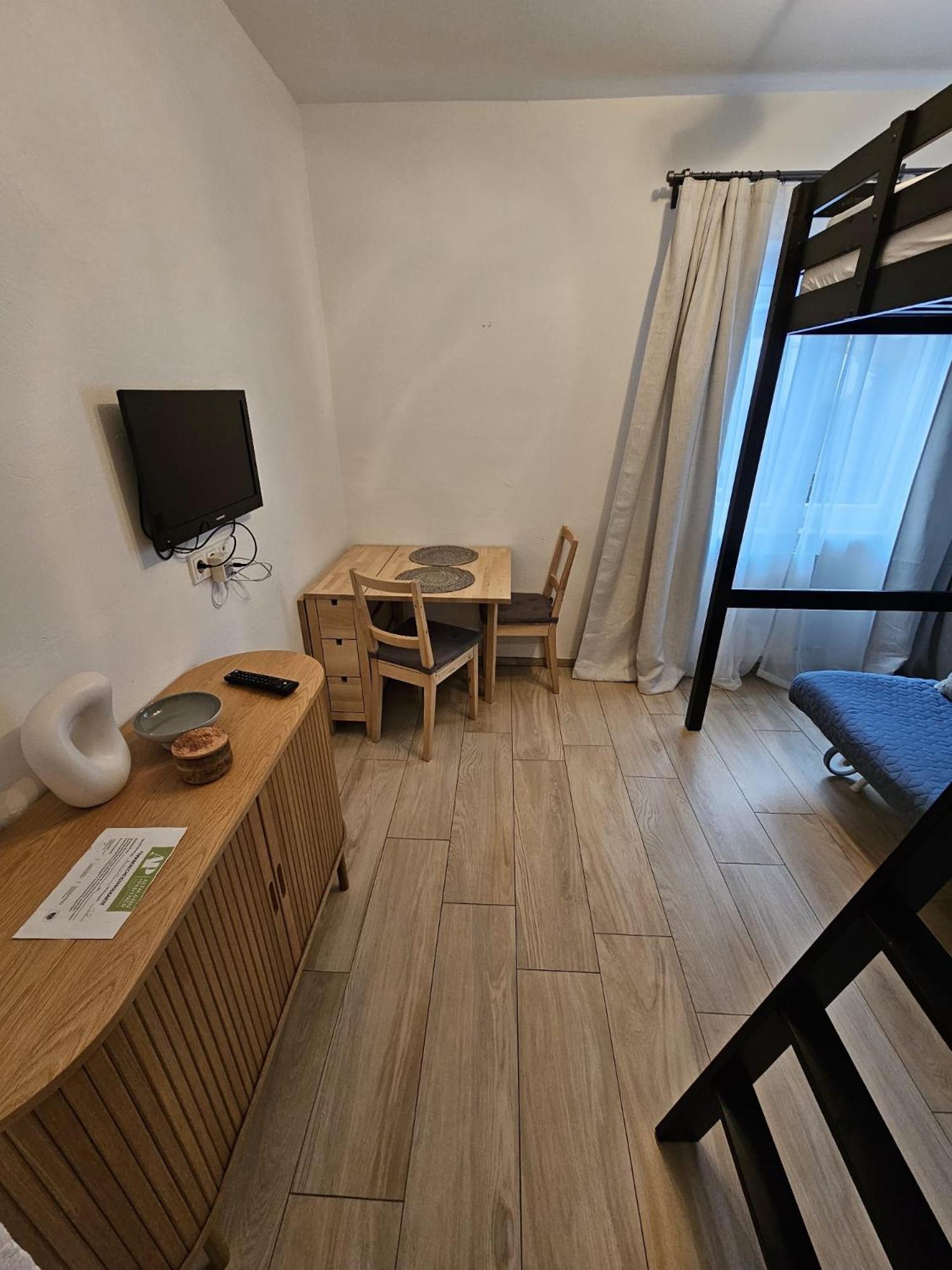 NĀVA PLACE Small & Cozy Studio in Hinterglemm - 650 m to Ski Lift, Wifi