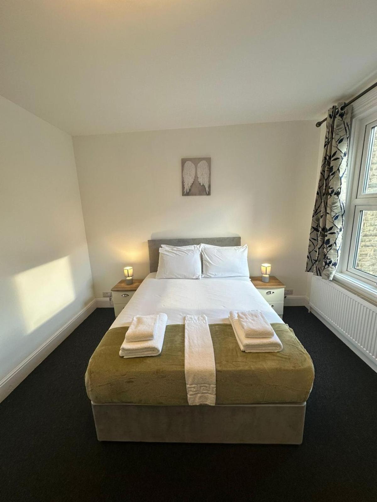 Cambridge Central Rooms - Tas Accommodations view 4