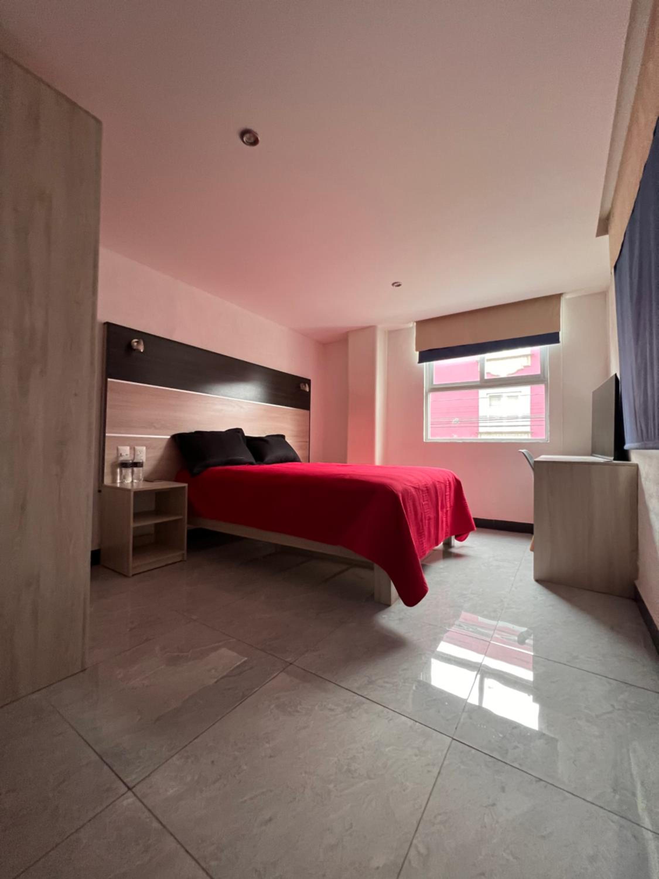 Hotel Urban & Suit Cholula view 5