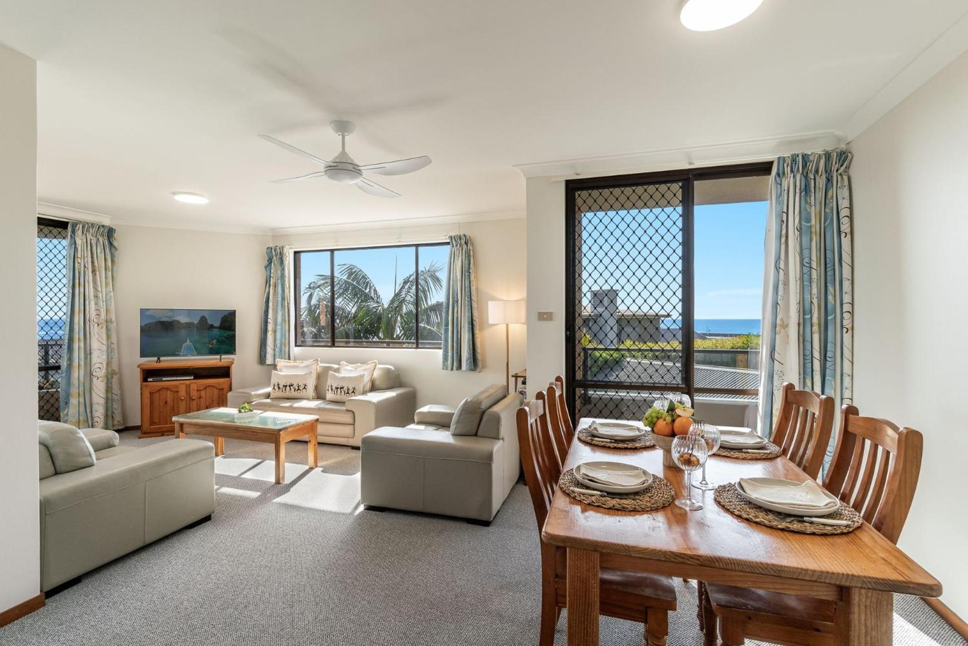 Namanula Unit 6 - Ocean Views without the Price Tag - Holiday Yamba view 3