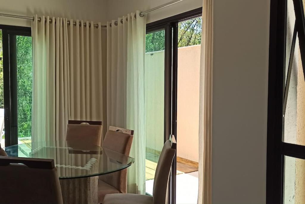 Casa completa em praia própria para banho Mariscal