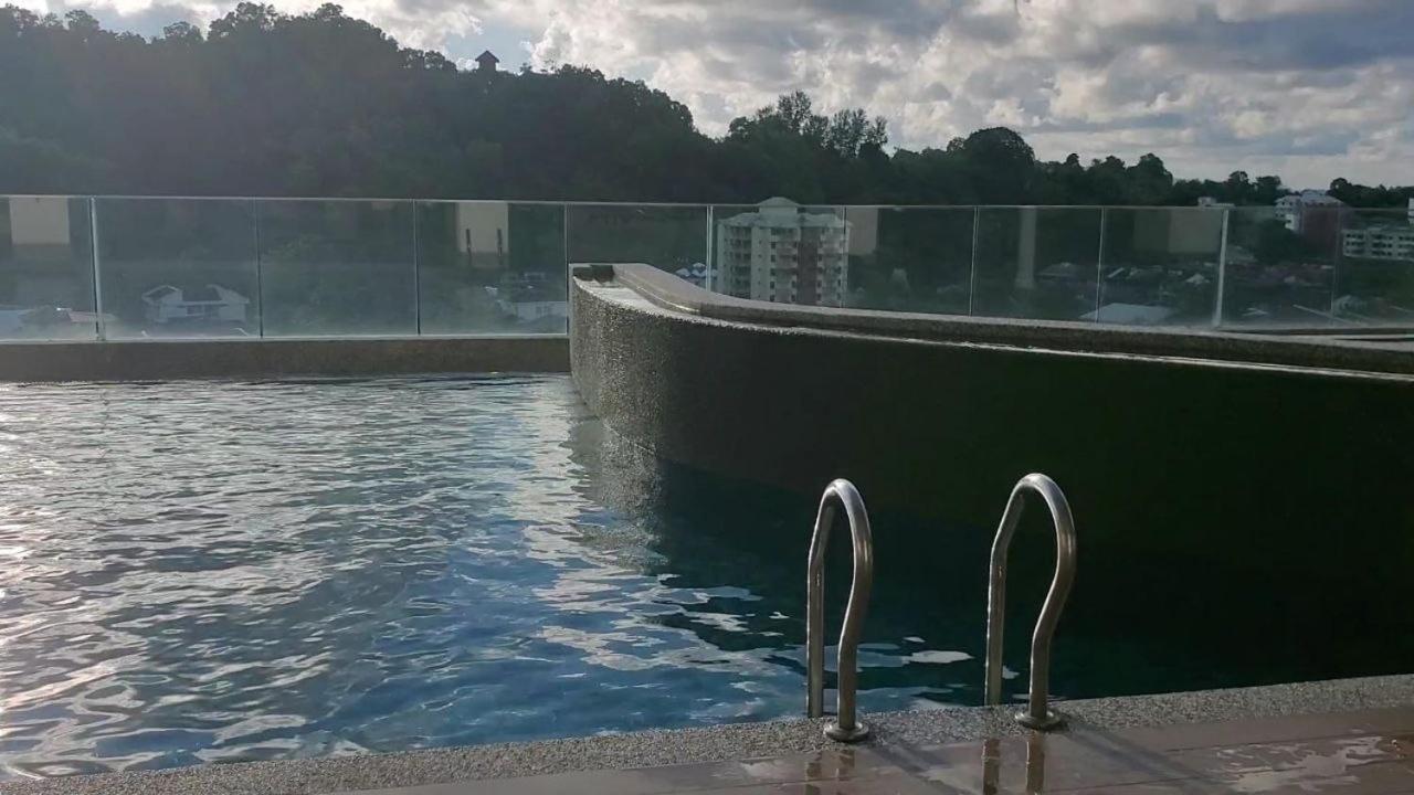 CASA CARISSA @ ICON RESIDENCE WITH POOL photo 7