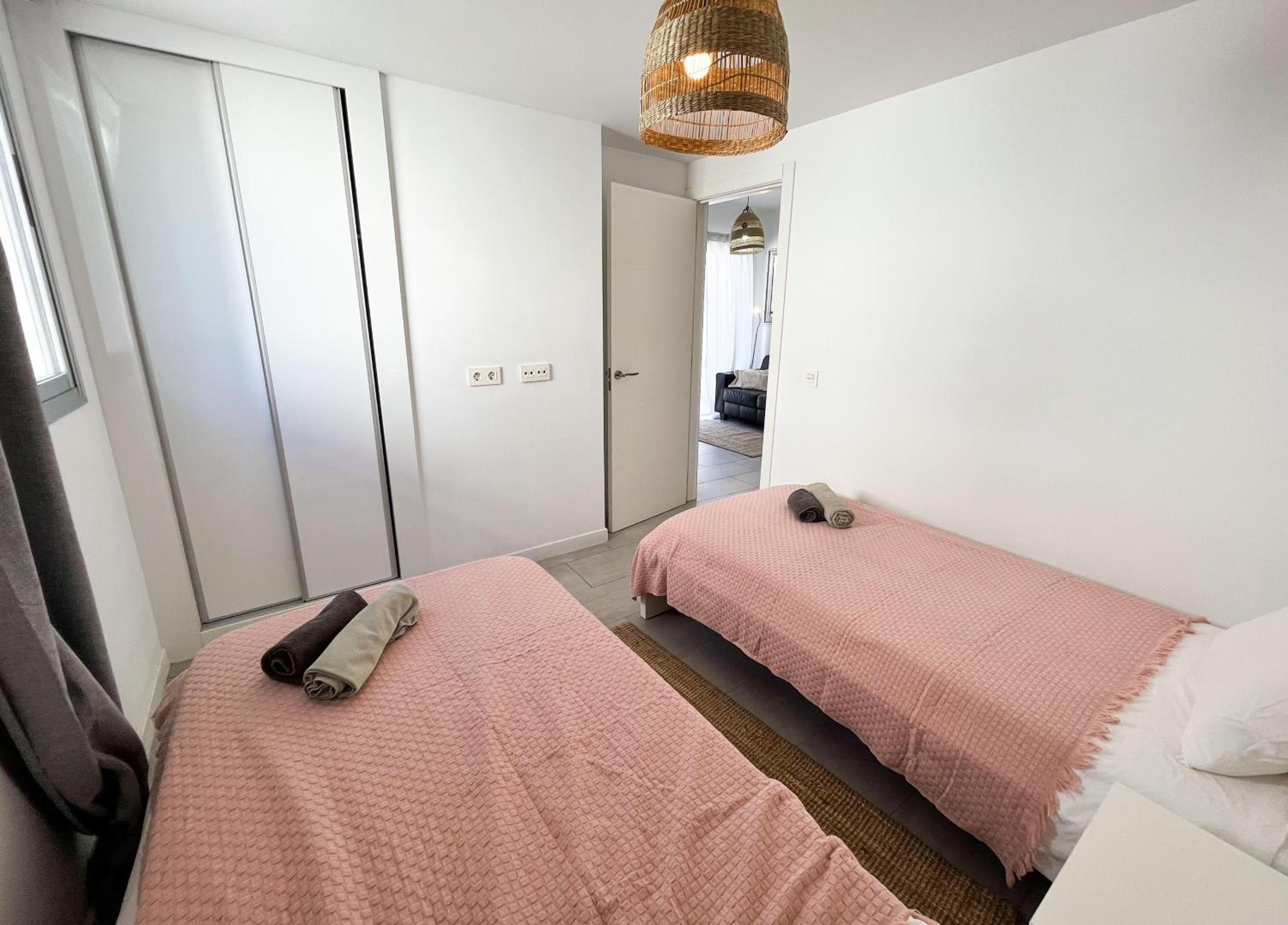 Casa Sol Bristol Sunset Beach