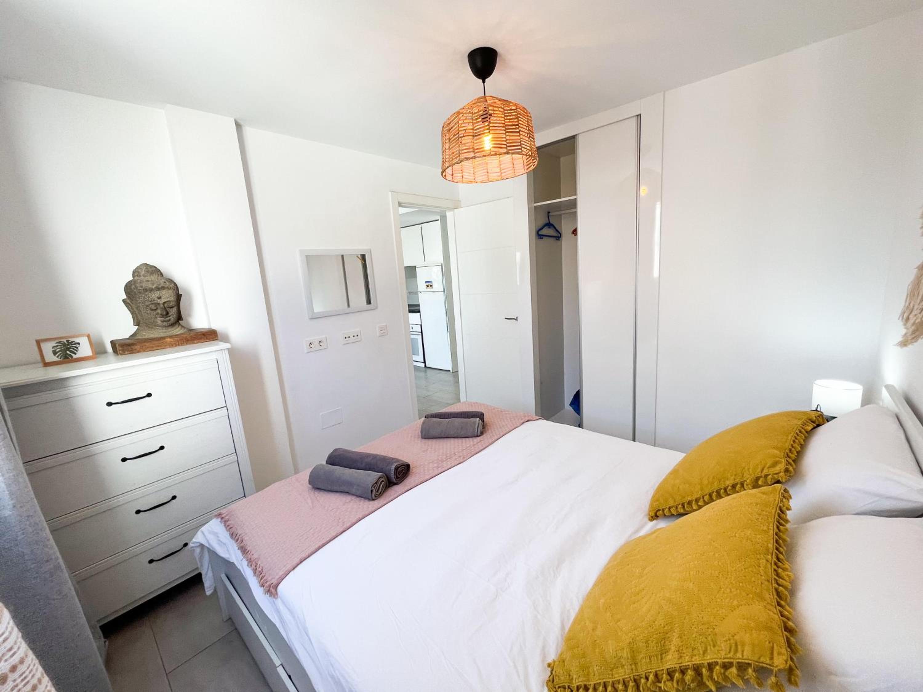 Casa Sol Bristol Sunset Beach