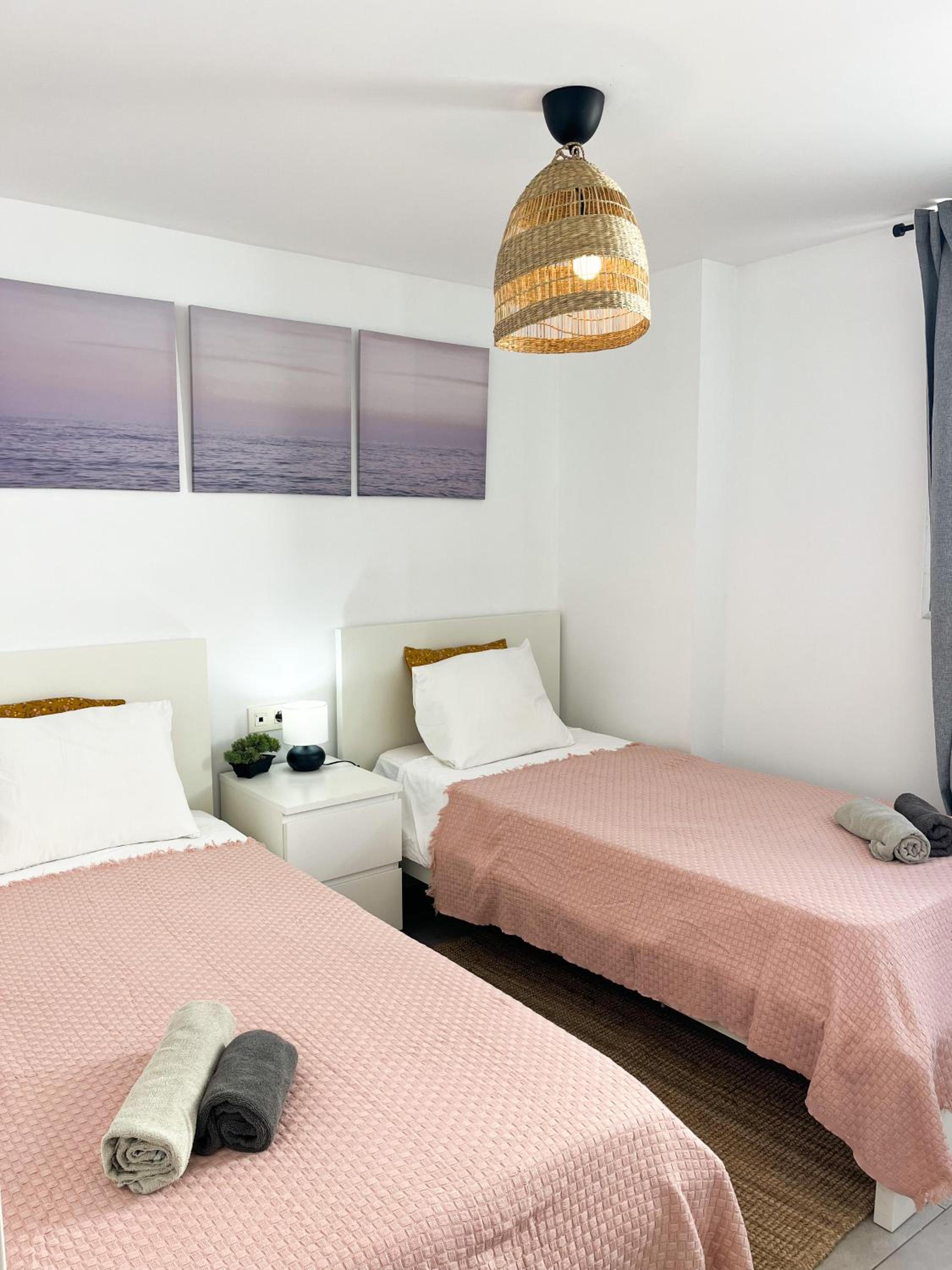Casa Sol Bristol Sunset Beach