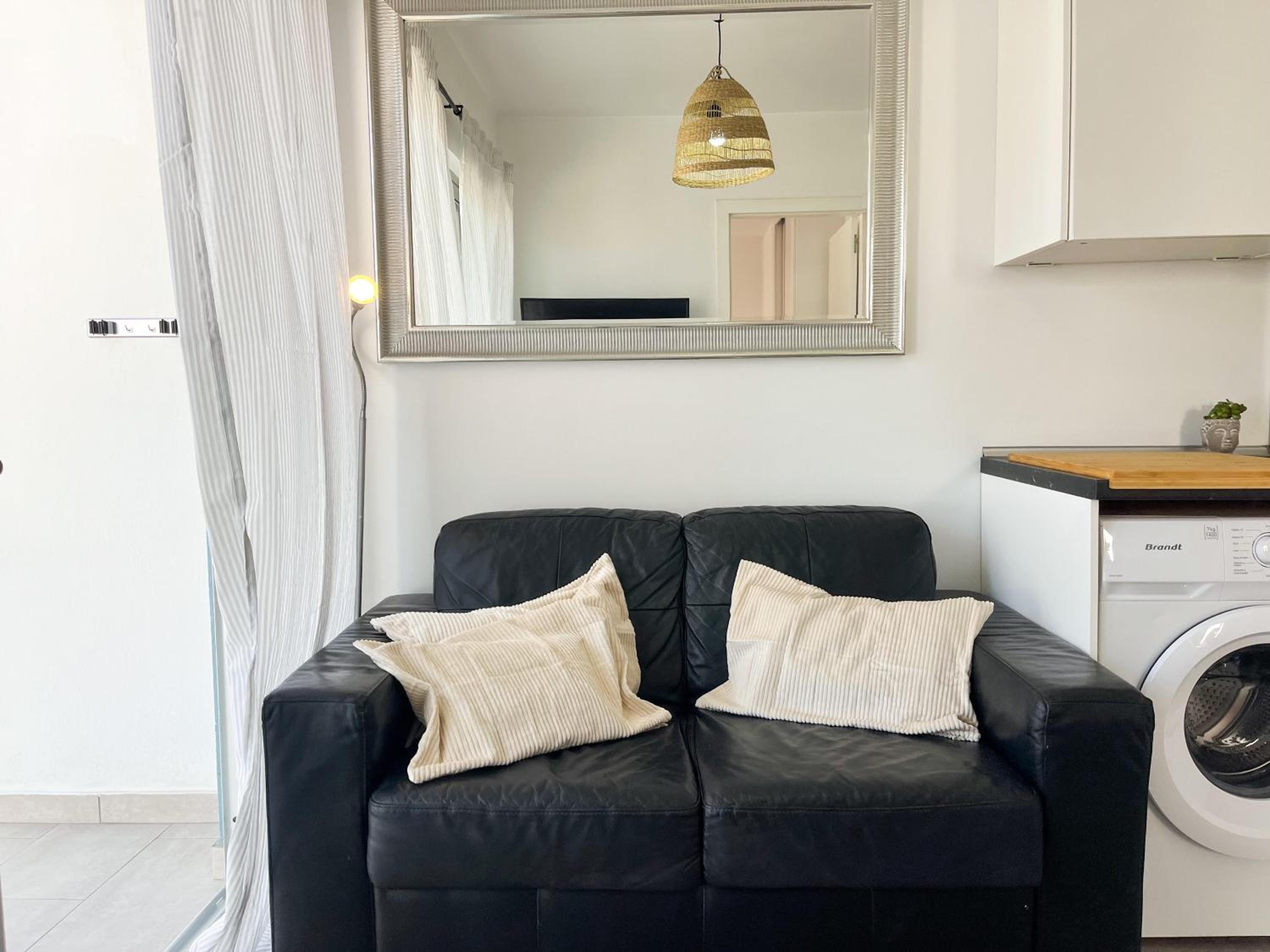 Casa Sol Bristol Sunset Beach