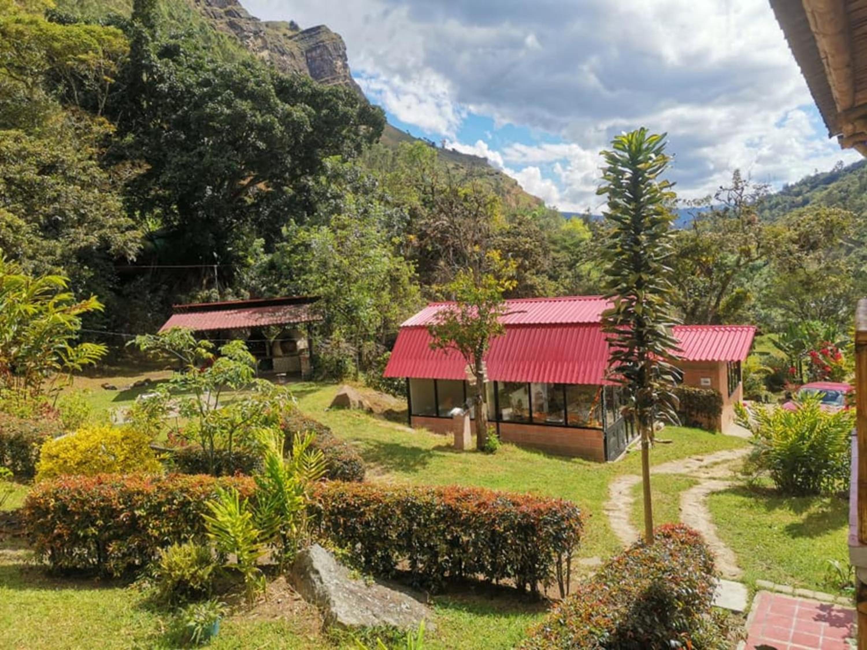 Hotel Campestre Rocas Del Paraíso