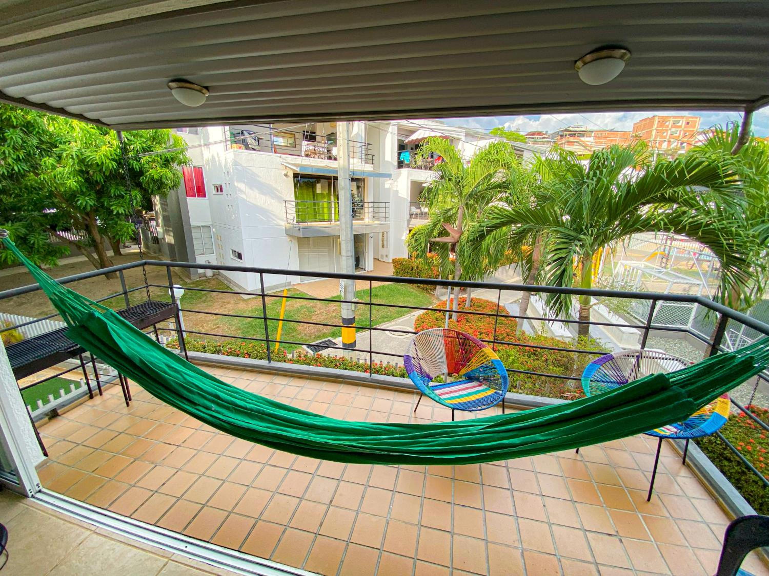 Apto Santa Fe muy cerca Parque Principal - Piscina