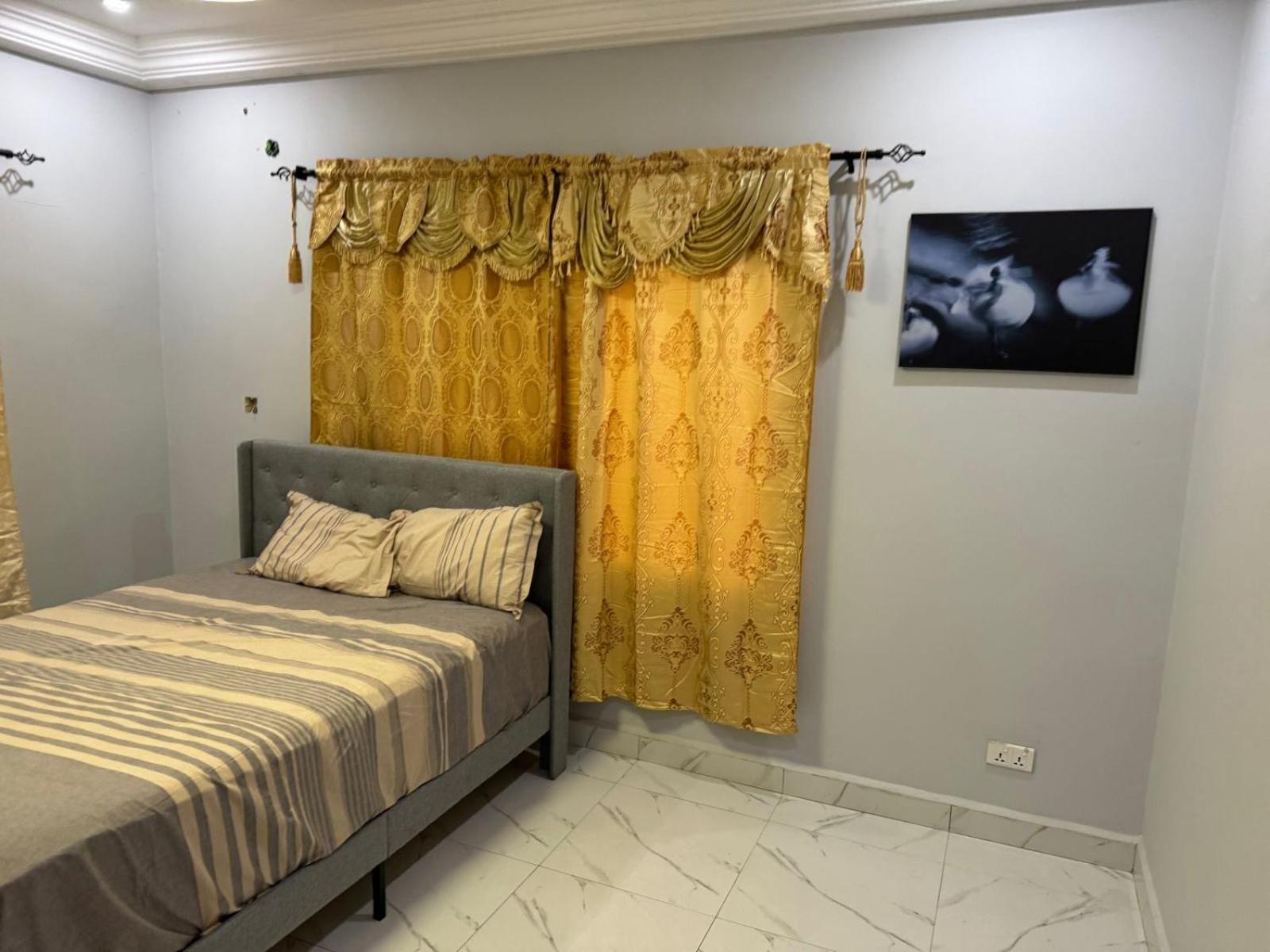 Lux Maisonette, Kololi view 2