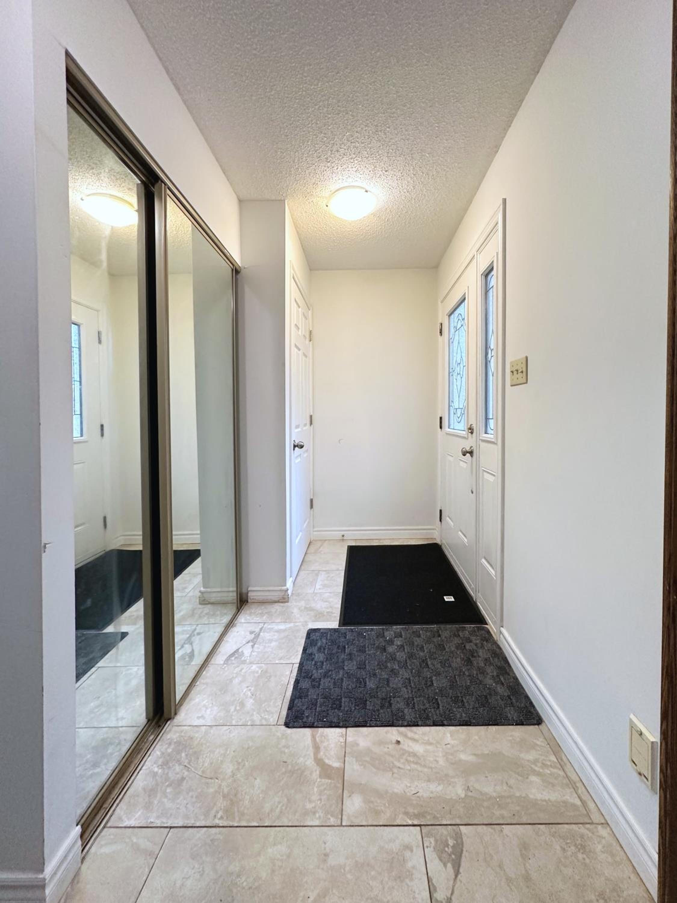 Elegant Spacious 4BR House in Upscale Neighborhood