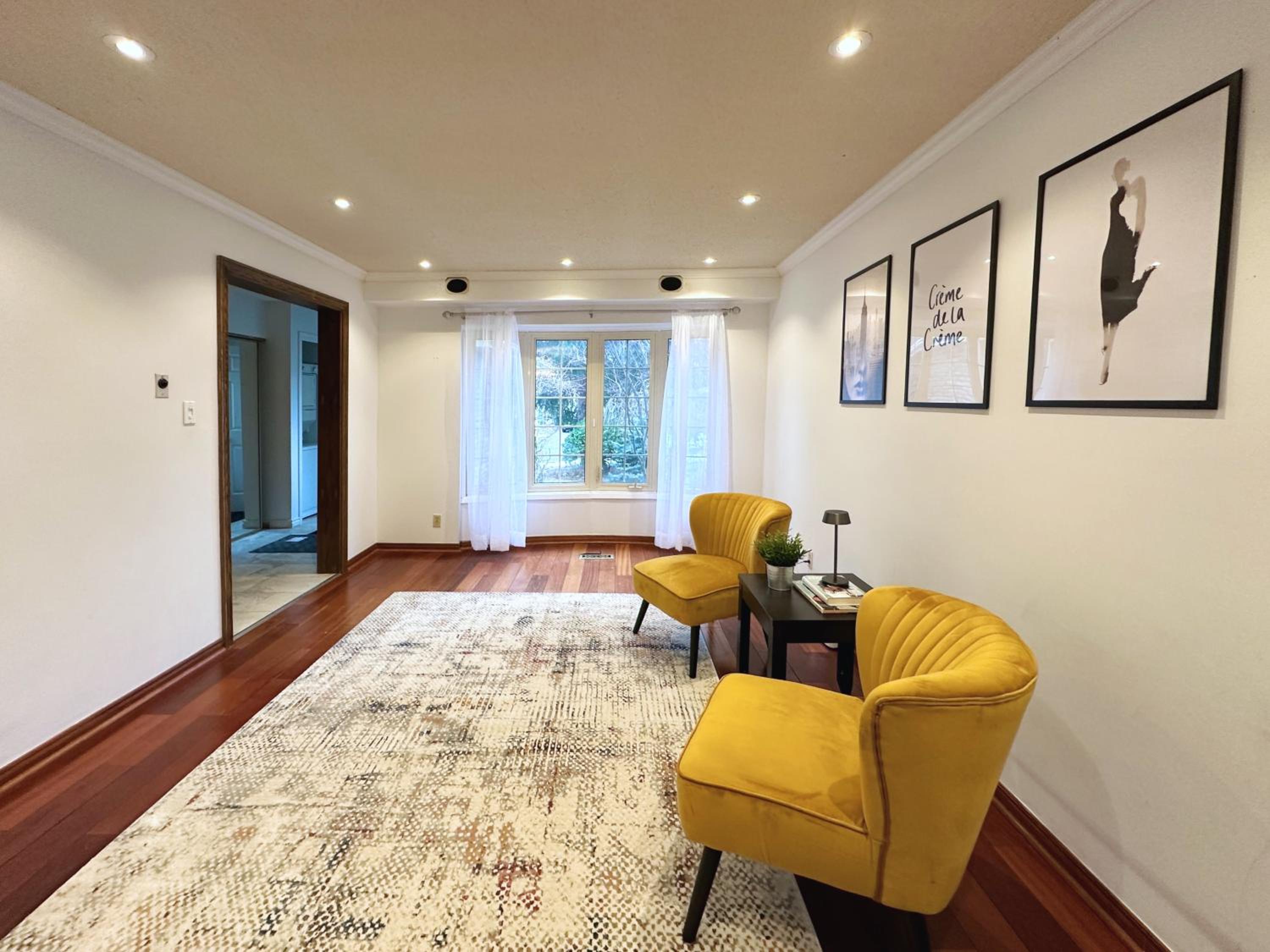 Elegant Spacious 4BR House in Upscale Neighborhood
