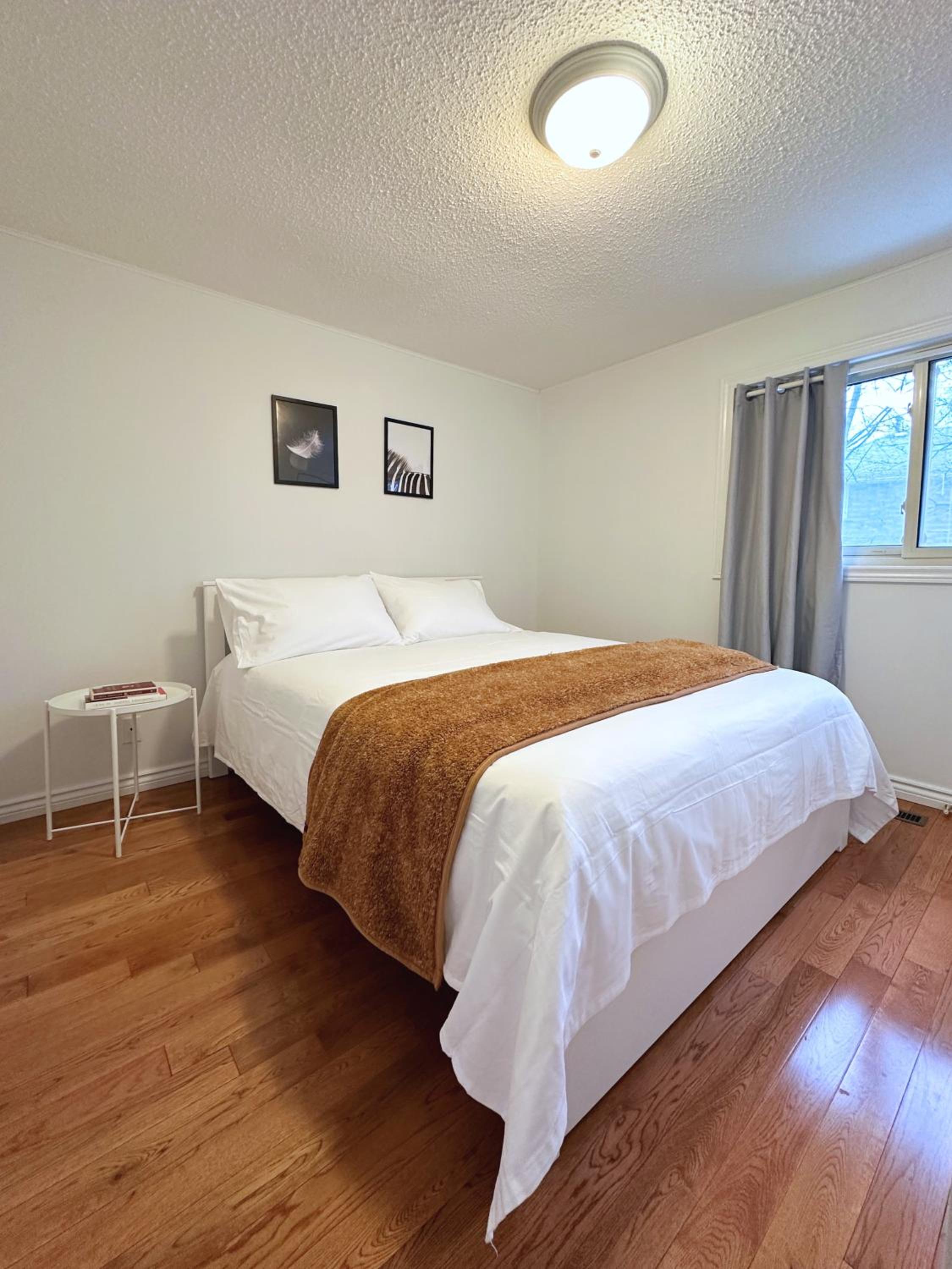 Elegant Spacious 4BR House in Upscale Neighborhood