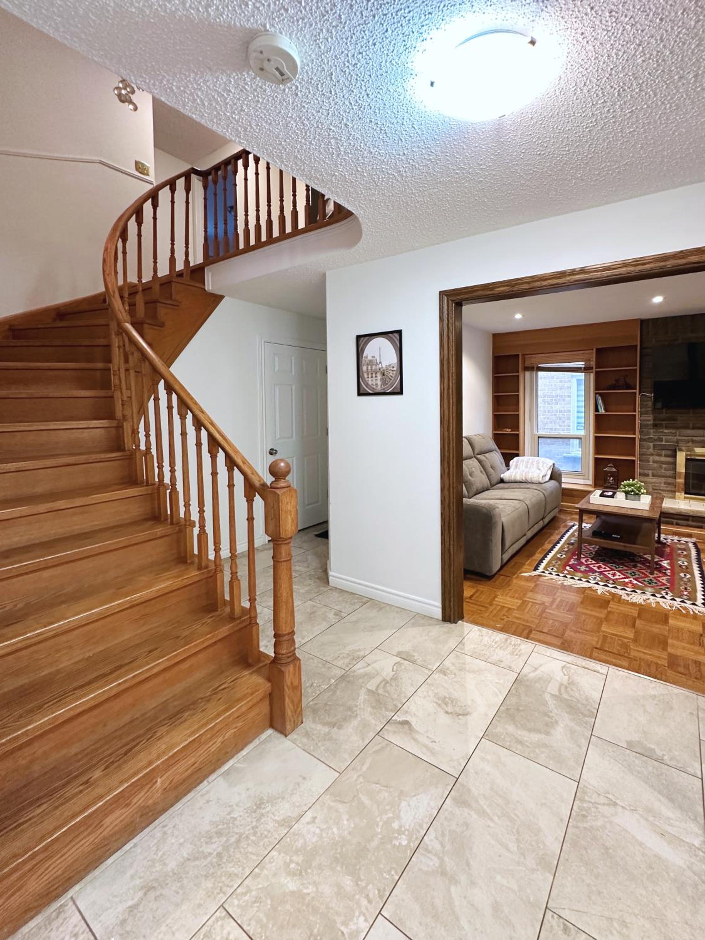 Elegant Spacious 4BR House in Upscale Neighborhood