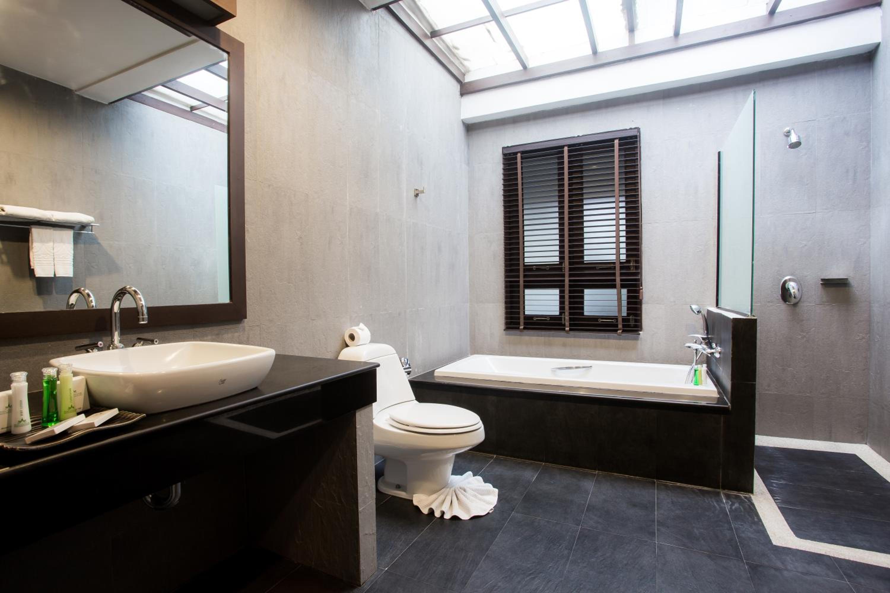Baan Chaweng Beach Resort & Spa