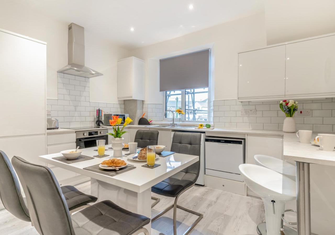 3 Bed in Cardiff oc-h28347