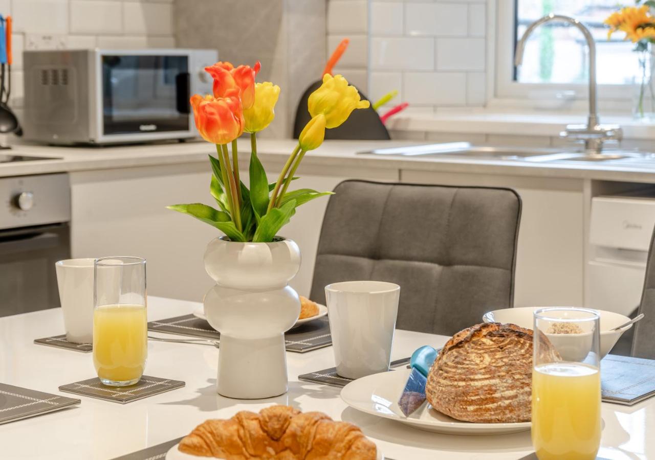 3 Bed in Cardiff oc-h28347