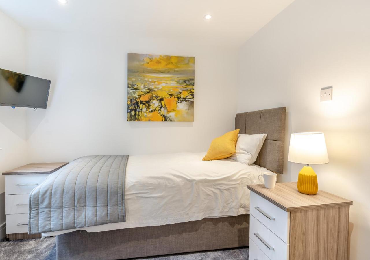 3 Bed in Cardiff oc-h28347