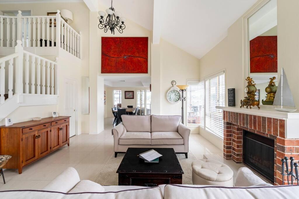Stunning Absolute Waterfront With Private Jetty