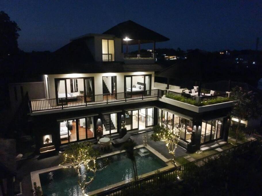 Puri Sharai Villa Ungasan by Nusantara Hospitality