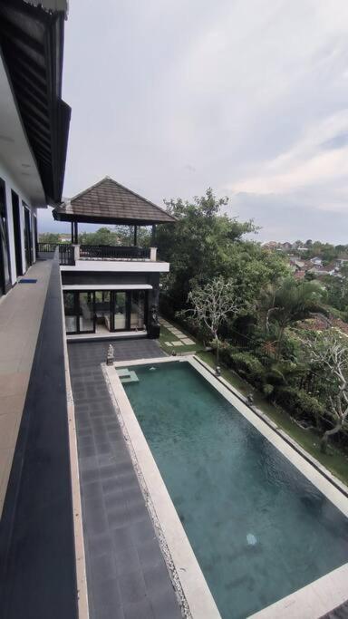 Puri Sharai Villa Ungasan by Nusantara Hospitality