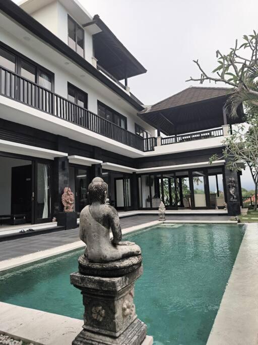 Puri Sharai Villa Ungasan by Nusantara Hospitality